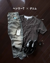 「肌着っぽく見える」を回避。【ヘンリーT】センスいい大人は「グレー系」を選ぶ！