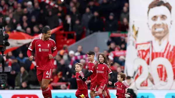 「心の底から感謝」と未亡人…事故死したジョタの子供たち、リヴァプール戦のピッチに登場