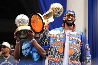 「優勝しか考えていなかった」KATが53年ぶりNBA優勝の直後に結婚準備ゼロを激白