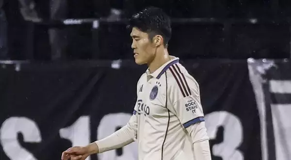 冨安健洋、アヤックス復帰戦でまさかの一発退場！「試合勘のない彼にとってはW杯に向けて大打撃」と現地憂慮