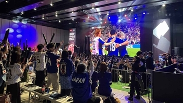 大盛況だったFIFA公式パートナー『レノボ』の日本代表PV！遠藤保仁氏「ボランチの選手たちも得点に絡めるのが今の日本の武器」