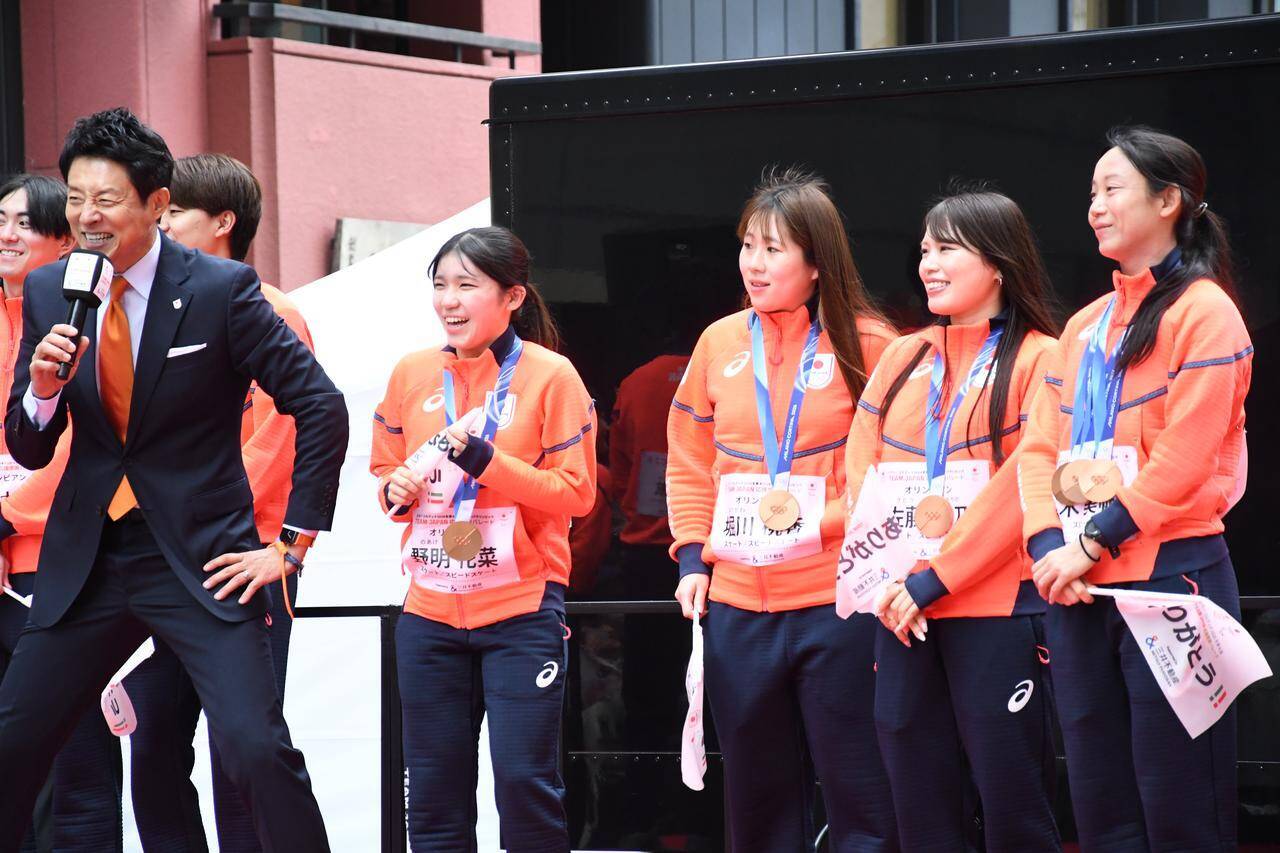 「私のことも少しは頼ってもらえたら嬉しいな」佐藤綾乃、“頼れる先輩”高木美帆への想い