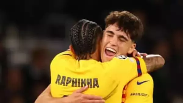 バルセロナの“17歳でCL記録破りの天才DF”パウ・クバルシ　父親も「息子のゲーフラ持ってPSG戦を応援”