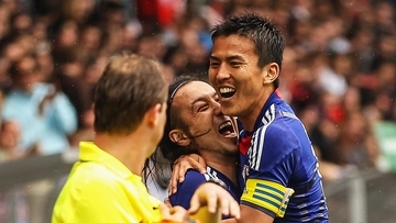 「お前の意見はどうでもいい」闘莉王が明かした、長谷部誠キャプテンの就任劇…岡田監督に言われた衝撃の一言