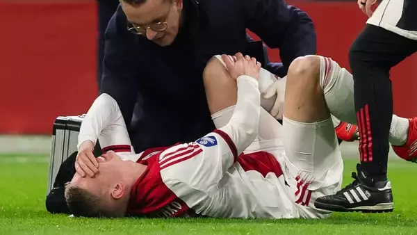 「胸が張り裂けそう…本当に申し訳ない」冨安とまた同僚になったジンチェンコ、膝手術で長期離脱の悲劇…W杯予選のウクライナに激震