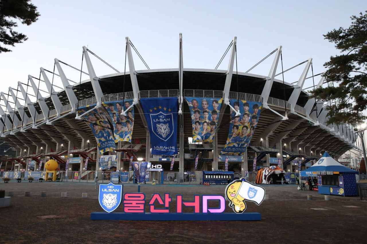 選手でもないのに一発退場——警察官30人出動の韓国リーグ2部"珍事"の正体