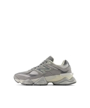 この“レトロ感”たまらない。【New Balance】スポーティーでオシャレな「注目スニーカー」