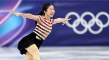 17歳中井亜美、衝撃の五輪デビュー！ショート首位で世界を魅了「輝くような笑顔」「観客から大歓声」「狂気じみた技術点」