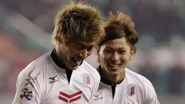 靭帯断裂でW杯絶望説の南野拓実、柿谷曜一朗が秘話を明かす「絶対間に合わすので見ててくださいって…」
