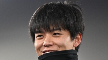 W杯はどうなる！21歳日本代表大器、約2か月ぶりに試合復帰！「何度か好タックル」と海外評価