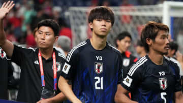 20歳の高井幸大、日本代表合流を前に無念の負傷交代…本人は帰りにいつも通り笑顔も「筋肉系のトラブル」