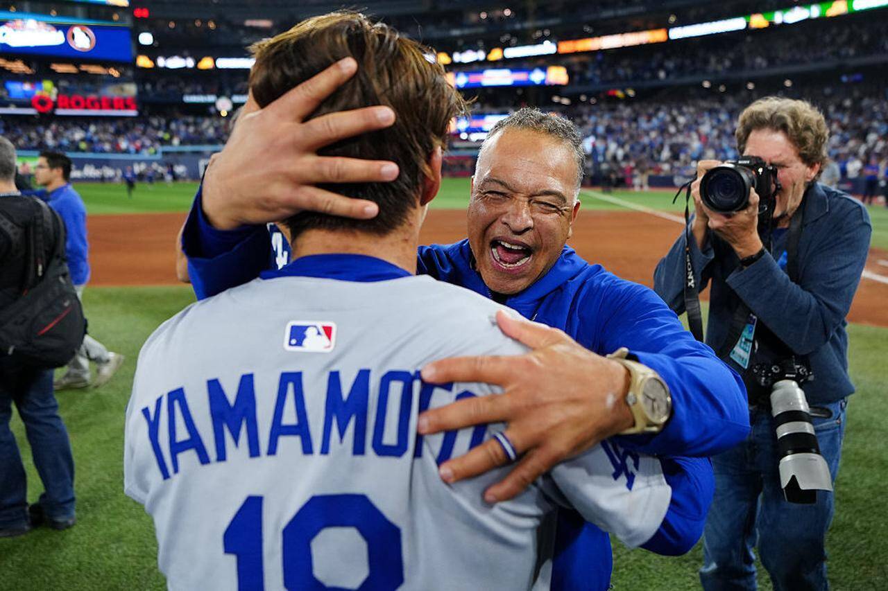「私が選ぶのは彼だ」ドジャース監督が明かした山本由伸への"絶対的信頼"の理由