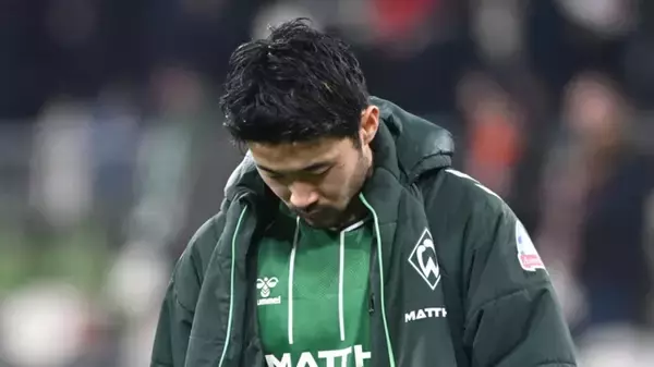 控え転落の菅原由勢、ブレーメン監督は敗戦も起用法正当化 「彼を先発させないのは正しい判断だったが…」