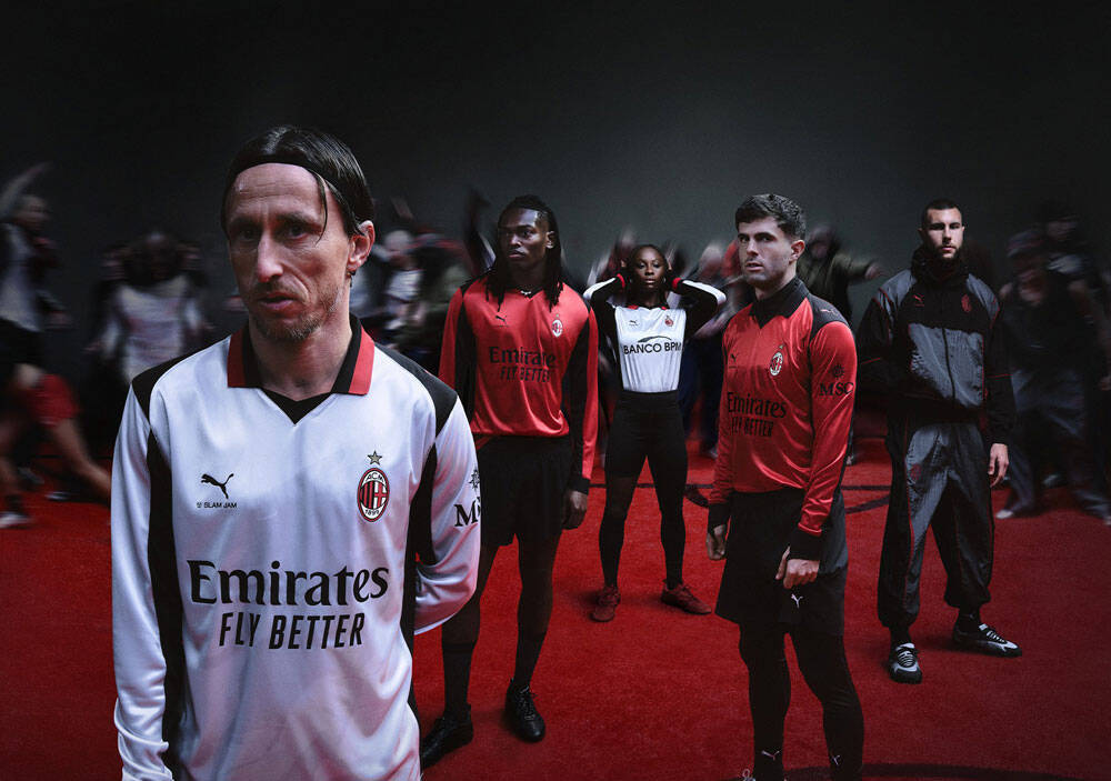 ミランが“2色”の第4ユニフォームを発表！人気ショップ「スラムジャム」とのコラボが実現