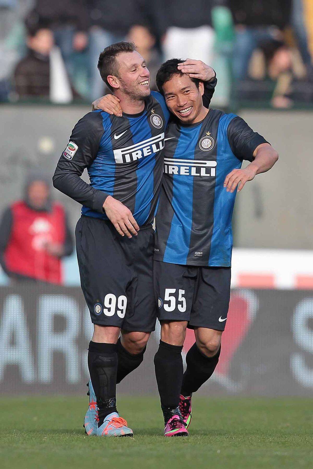 長友佑都がともにプレーした「最強の同僚ストライカー10名」