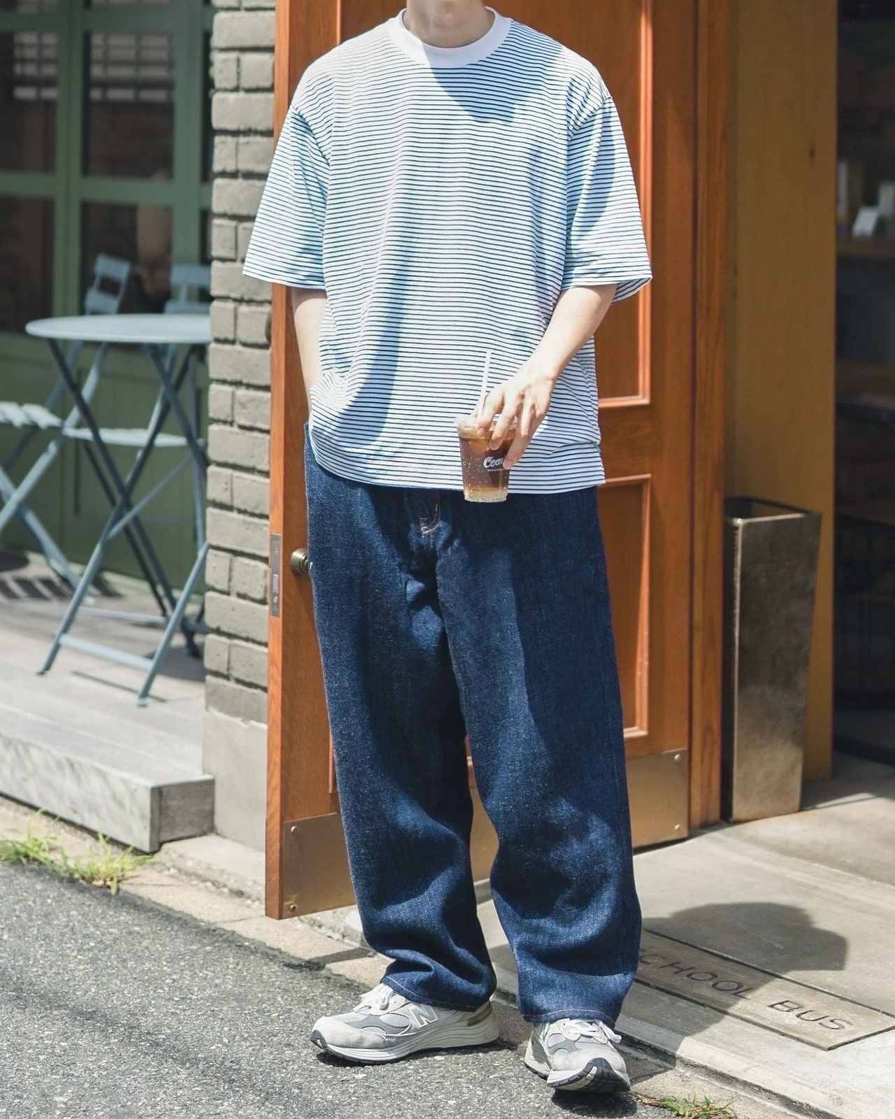 夏は【ボーダートップス】を味方に。気取りすぎずにオシャレな「簡単ワンツーコーデ」