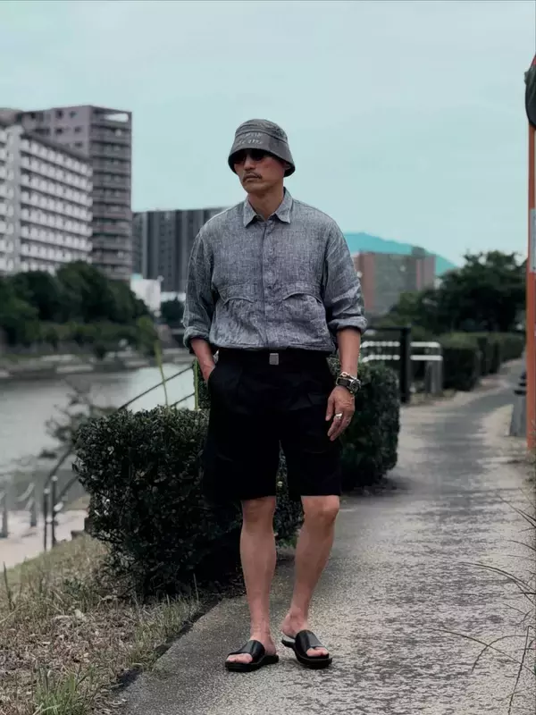 この穿き方なら、大人もイケる。【ハーフパンツ】で、夏コーデをスタイリッシュに