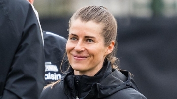 『男と同じではなく、寛容に…』欧州1部史上初の女性監督になった34歳指揮官、バイエルンのコンパニ監督が応援