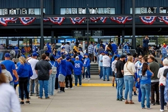 ドジャースタジアムに今年もワンピース！「麦わらの一味」が2年連続で上陸する理由