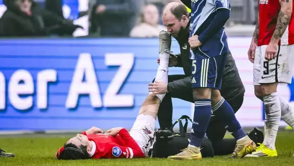 朗報！「毎熊晟矢が練習再開」とAZが発表　長期離脱から復帰後に負傷交代