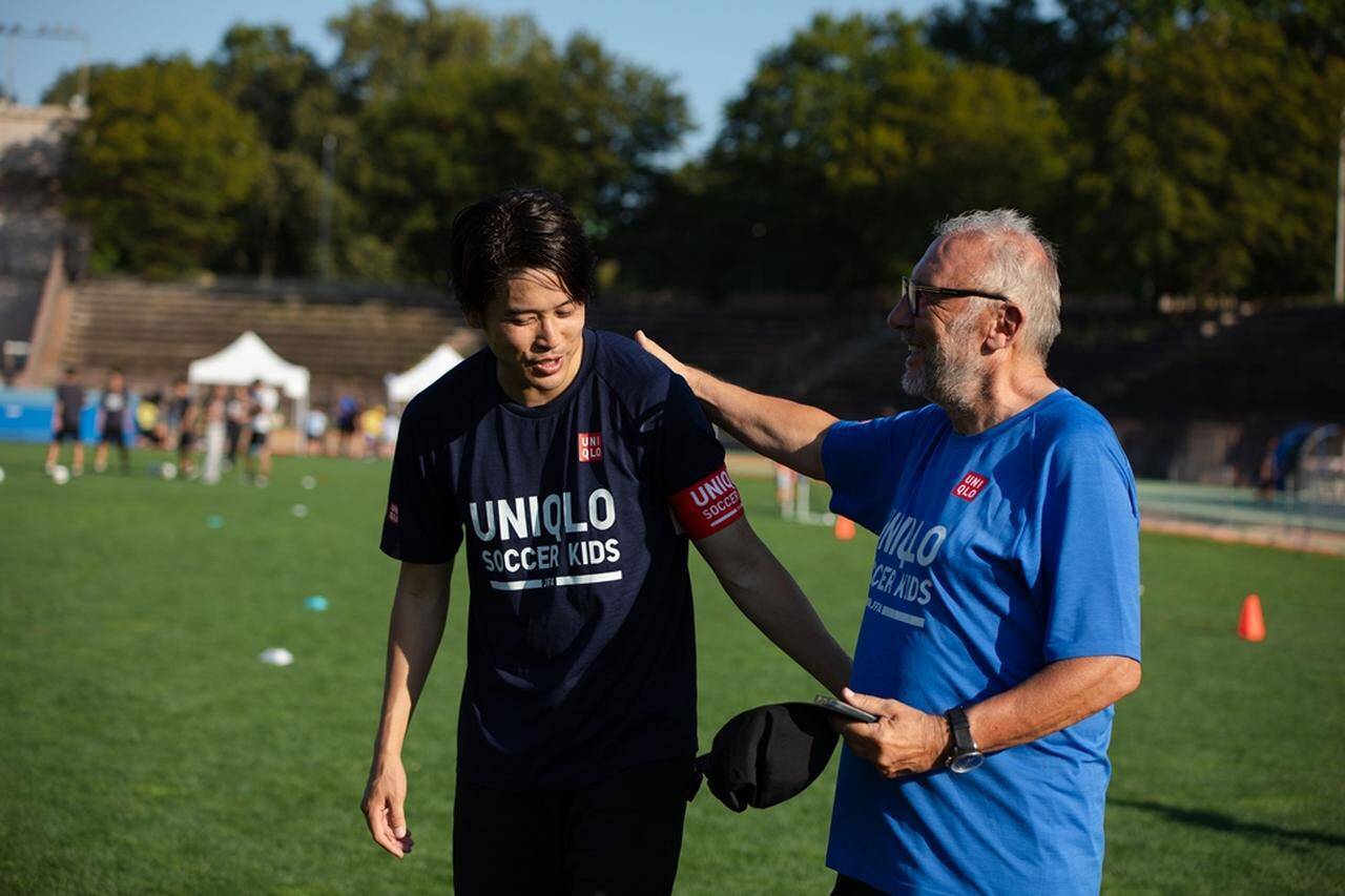 『JFAユニクロサッカーキッズ』、イタリア・ミラノで初開催！ザッケローニ氏「まるでお祭りのよう」 伊代表OBトルド氏も参加
