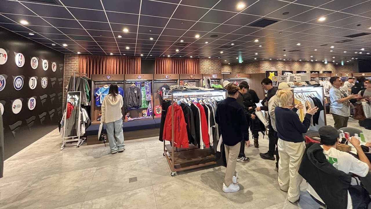 最新MLB、NBA、サッカーのファッションアイテムなど続々。2026年スポーツミックスコーデに差をつける！ファナティクスの2026年FWシリーズに注目