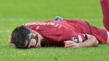 日本代表と再戦ならず！37歳レヴァンドフスキ、W杯予選敗退で涙…意味深BGMを投稿