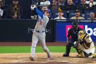 初球で黙らせた—— 大谷翔平だけが知っている、投手が先頭打者弾を打つ感覚