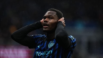 17歳で「君にサッカーは無理だ」と宣告…鈴木彩艶の元同僚FW、ボニーの逆転ストーリー