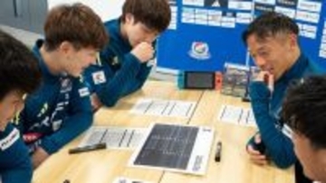 FM26×横浜F・マリノス！「ゲームの能力値」だけでチームメイトの誰かを当てることは可能か、Jリーガーが本気で挑んでみた