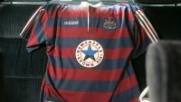 まさに完コピ！「ニューカッスル×adidas」が1995-95アウェイユニフォーム“完全復刻版”を発売