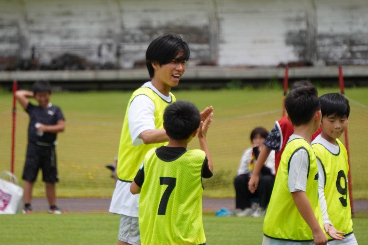 「成功より成長を」東京V・齋藤功佑＆徳島・稲見哲行が仕掛ける『ONE FIELD』の挑戦！豪華Jリーガーと子どもたちを繋いだ1日に密着