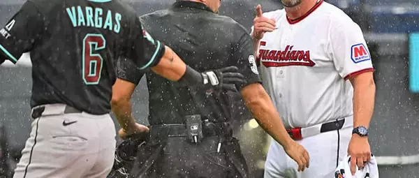 完全試合ペースから一転、ベンチ総出の乱闘に——ガーディアンズ監督が明かした怒りの矛先