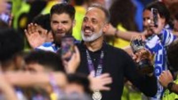 「銀行の道を選ばず…」自身初タイトル獲得の久保建英、異色の経歴の指揮官に感謝