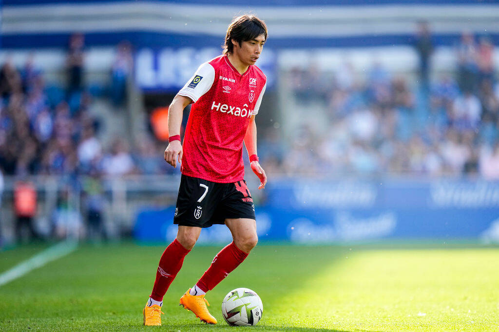 ボールコントロール重視のPUMAスパイク『キングアルティメット』に2024年モデルが登場！伊東純也も着用か