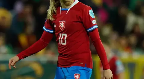 17歳を含めた女子選手の着替え盗撮…チェコ女子の監督、5年の国内活動禁止処分 「冗談じゃない」と選手怒る