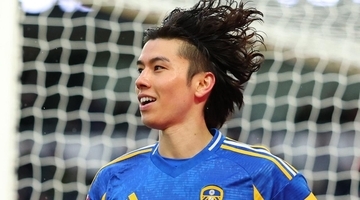 リーズ田中碧、FAカップで2026年初ゴール！「監督の間違いを証明、プレミアで先発が少ないのはおかしい」と現地称賛