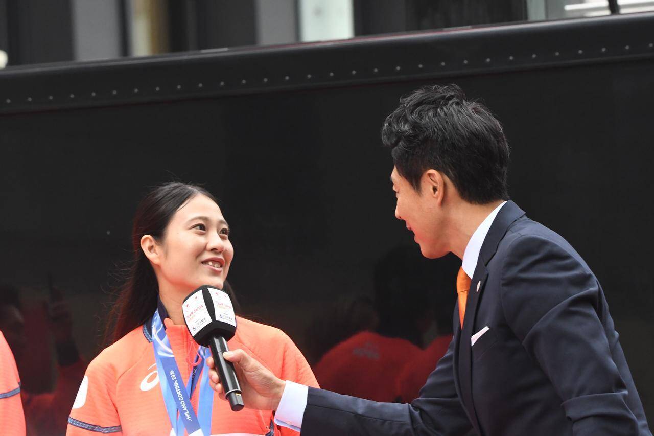 高梨沙羅の前で「僕も幸せ…」と感極まる！松岡修造、冬季五輪パラパレードでも激熱だった