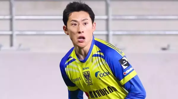 25歳日本人、スタメン抜擢もチャンス喪失…海外監督が叱咤「ファーストタッチを改善する必要がある」