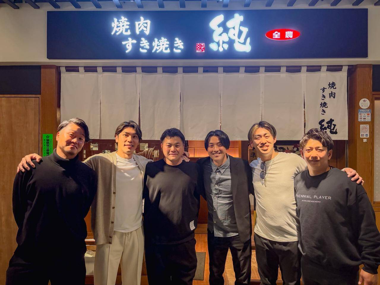 侍ジャパンメンバーや甲子園V投手も。ヤクルトOB5選手が池袋で「ファンに感謝の想いを伝える」交流イベントを開催