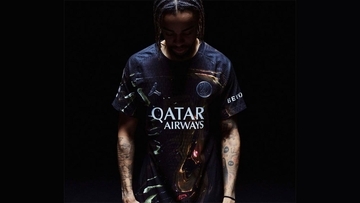 パリの夜をデザイン！PSGが“ジョーダン”とコラボの「夜景ユニフォーム」を発表