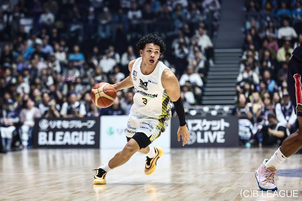 新人王候補、ドラフト指名選手が奮闘中…Bリーグはレギュラーシーズン佳境。サンロッカーズ渋谷はラスト青学開催へ【Pick Up B.LEAGUE】