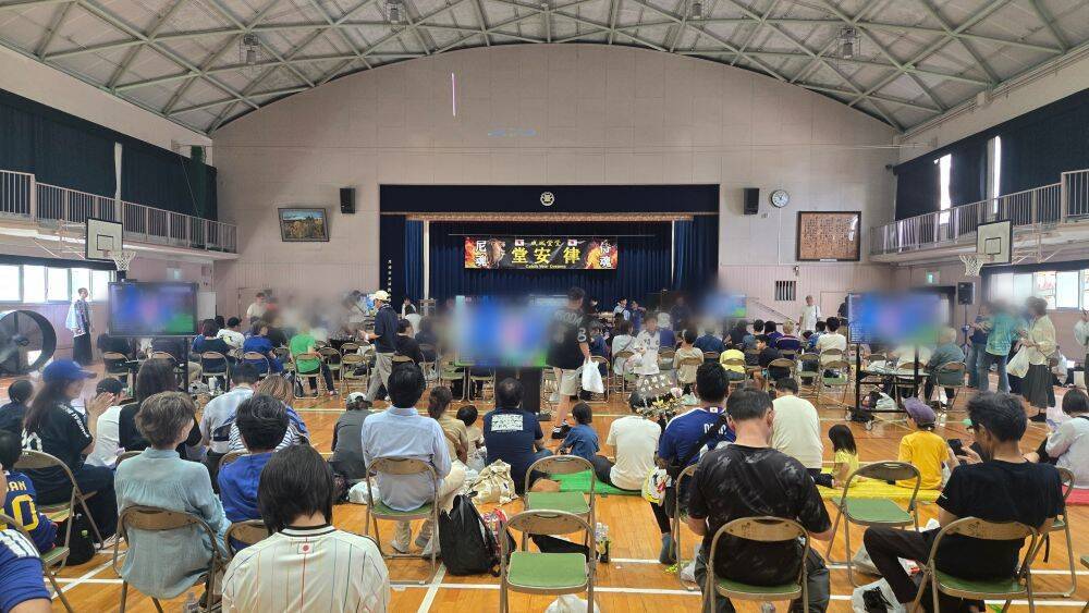 関西でもW杯に熱狂！堂安律の母校「浦風小学校」で日本代表vsチュニジア応援イベント開催