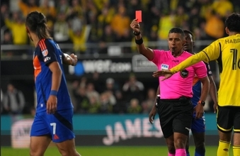 プロ人生初の退場！31歳元日本代表選手、MLSプレーオフで無念のレッドカード