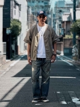 トップス1枚より断然イイ。【羽織り】を重ねるだけで見違える「カジュアルコーデ」