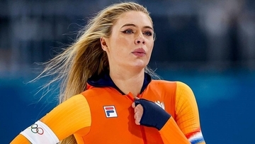 五輪金メダルのオランダ美女選手が着たスケートウェア、なんと3500万円で落札！スポブラちら見せ騒動は「超タイトだから」と不問