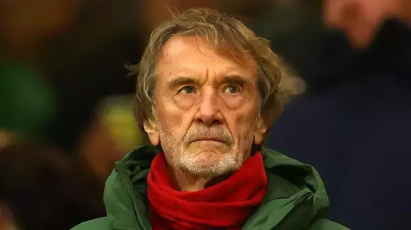 「移民によって植民地化されている」世界的名門共同オーナーの発言が物議を醸す…英国首相は非難