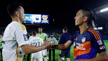 32歳で驚きの電撃引退！吉田麻也、久保裕也の獲得をLAギャラクシーGMに進言したと明かす