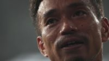 「感動的瞬間」39歳日本代表DF長友佑都、5度目のW杯選出で感謝の涙…海外でも話題