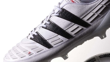 adidas、伝説のスパイク「初代プレデター」を再構築した『プレデター94 REVERSE』が登場！“フィン構造”のアッパー採用
